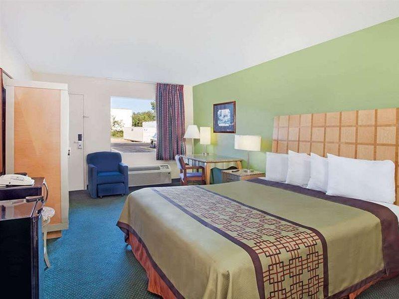 Days Inn By Wyndham Greeneville Eksteriør bilde
