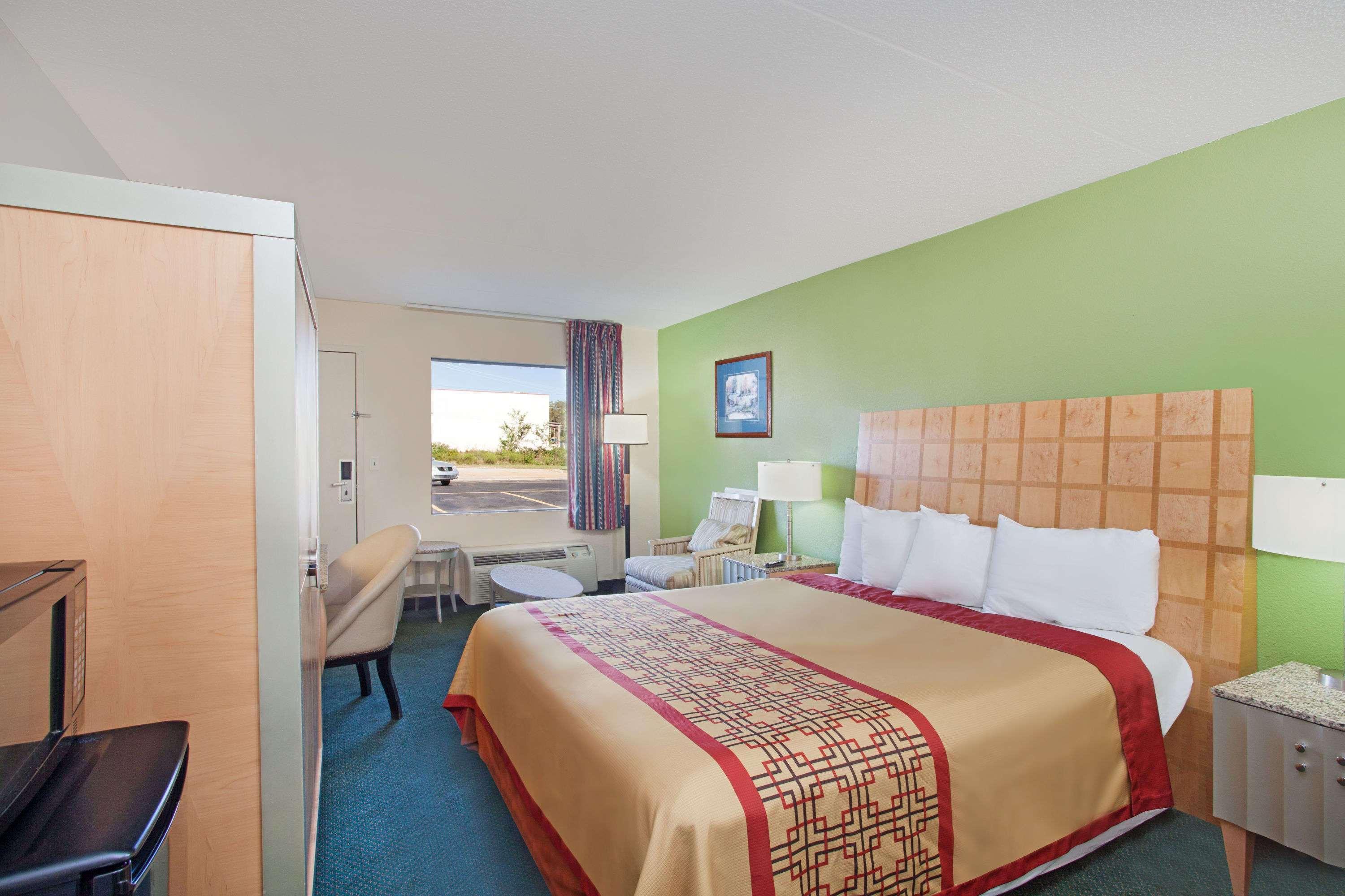 Days Inn By Wyndham Greeneville Eksteriør bilde