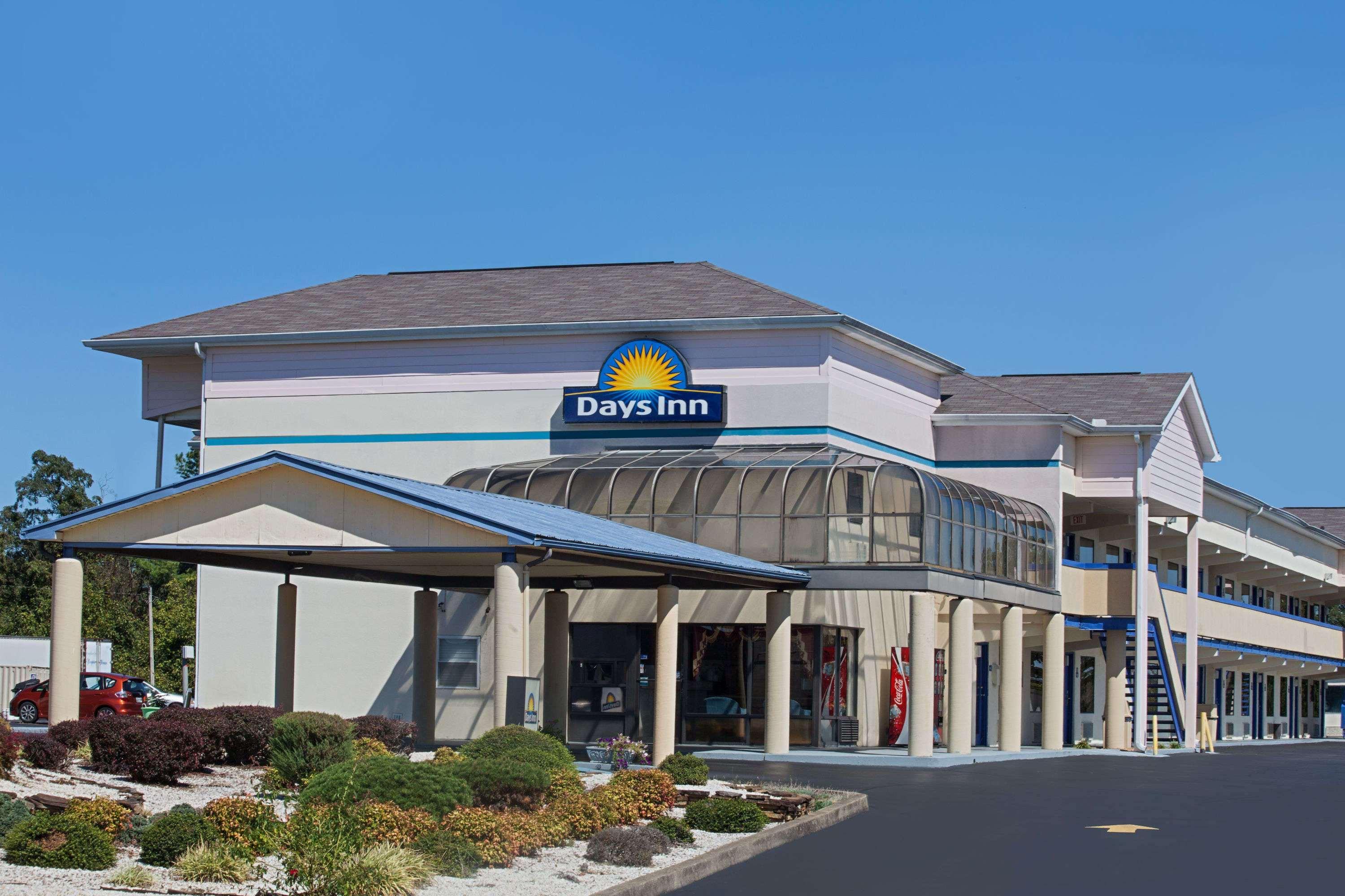 Days Inn By Wyndham Greeneville Eksteriør bilde
